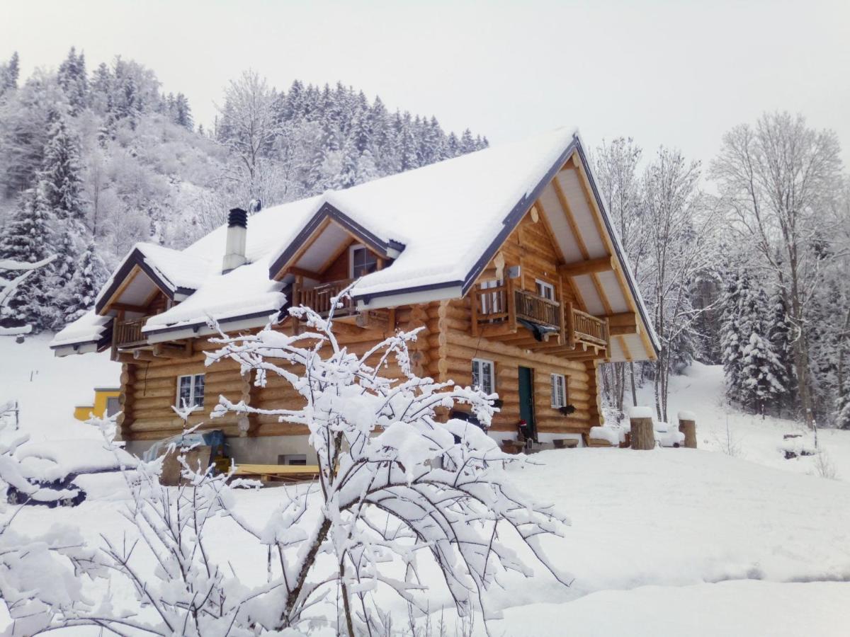 Bed and Breakfast Chalet Le Dorf Нёч Экстерьер фото