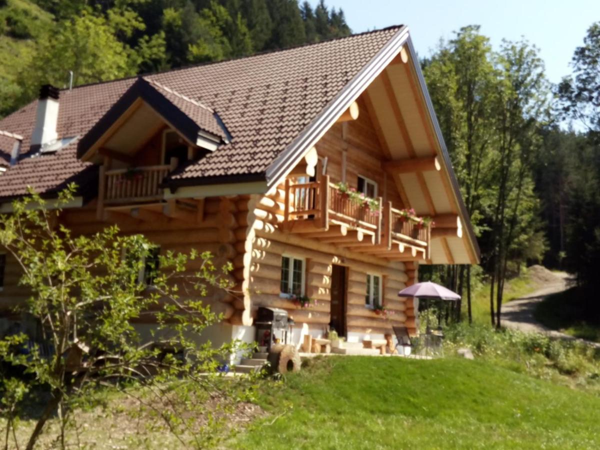 Bed and Breakfast Chalet Le Dorf Нёч Экстерьер фото