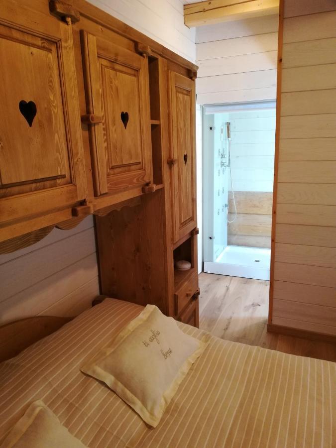 Bed and Breakfast Chalet Le Dorf Нёч Экстерьер фото