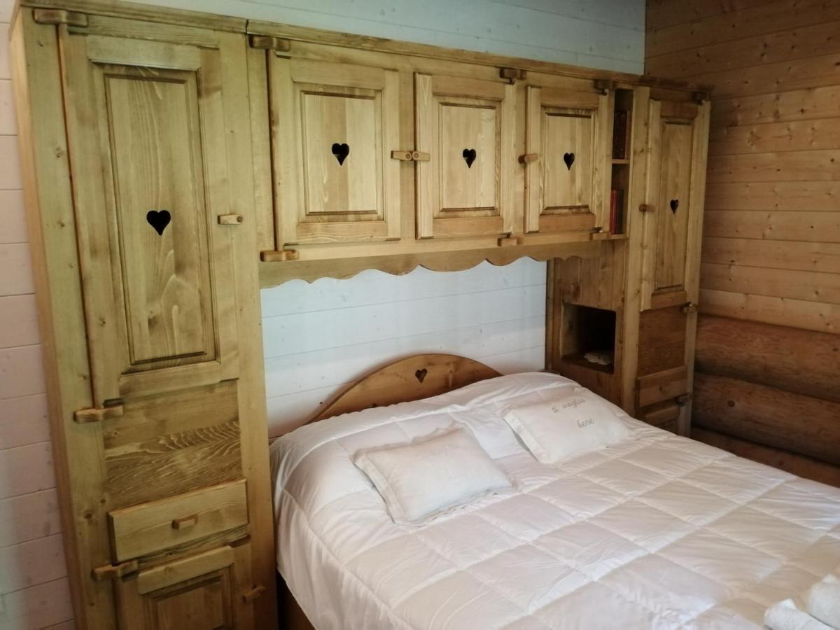 Bed and Breakfast Chalet Le Dorf Нёч Экстерьер фото