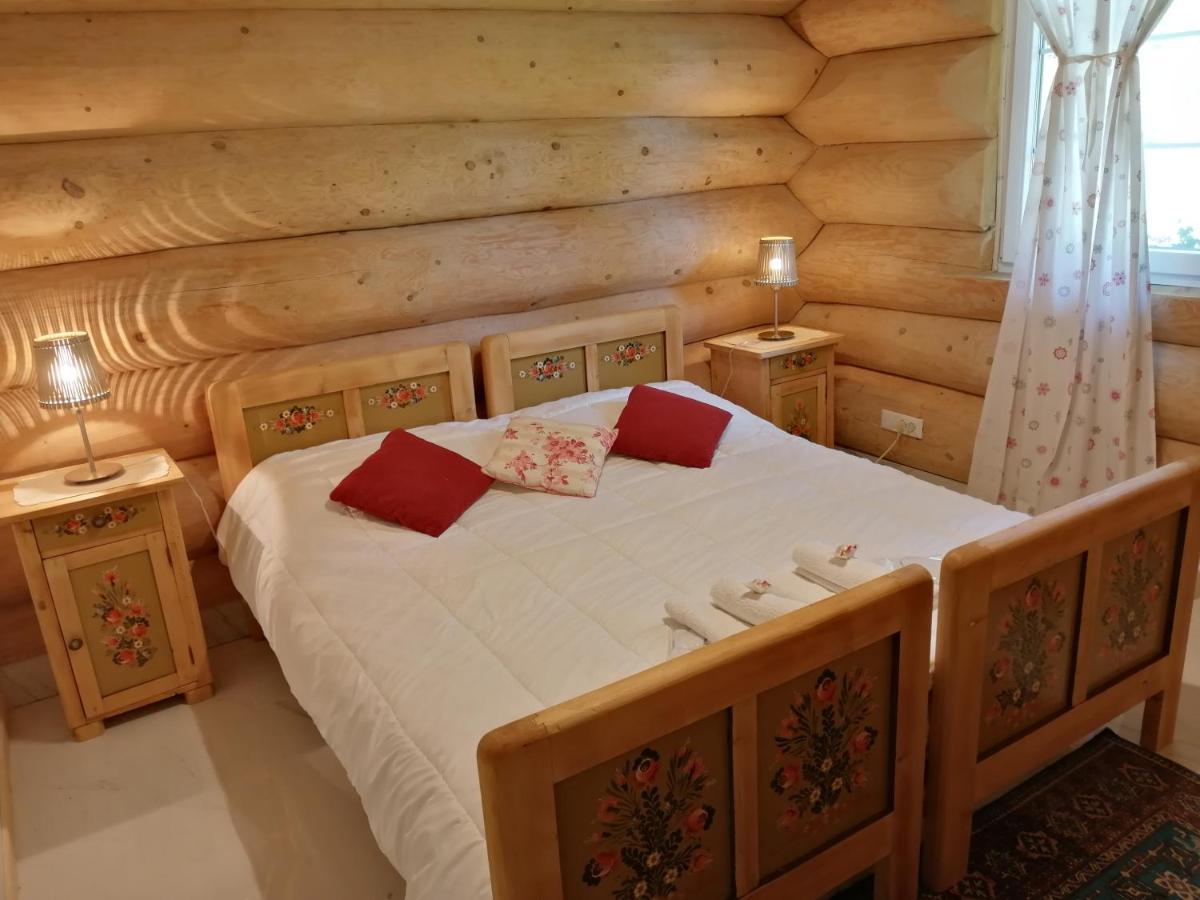 Bed and Breakfast Chalet Le Dorf Нёч Экстерьер фото