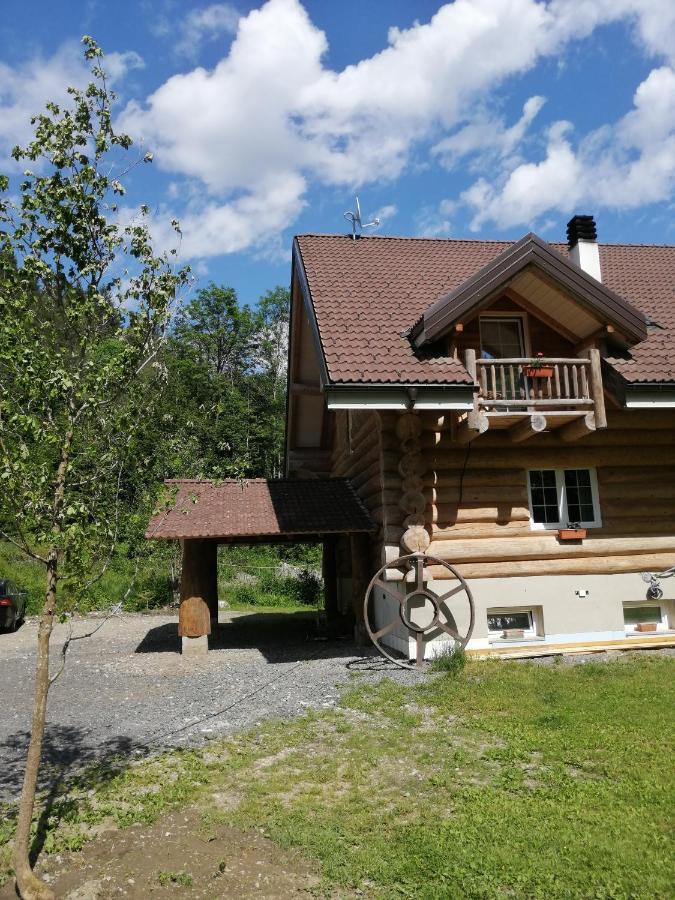 Bed and Breakfast Chalet Le Dorf Нёч Экстерьер фото