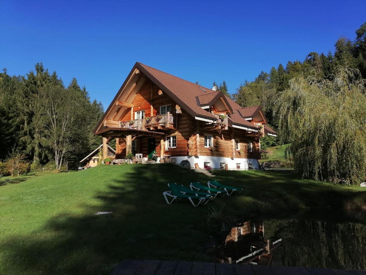 Bed and Breakfast Chalet Le Dorf Нёч Экстерьер фото