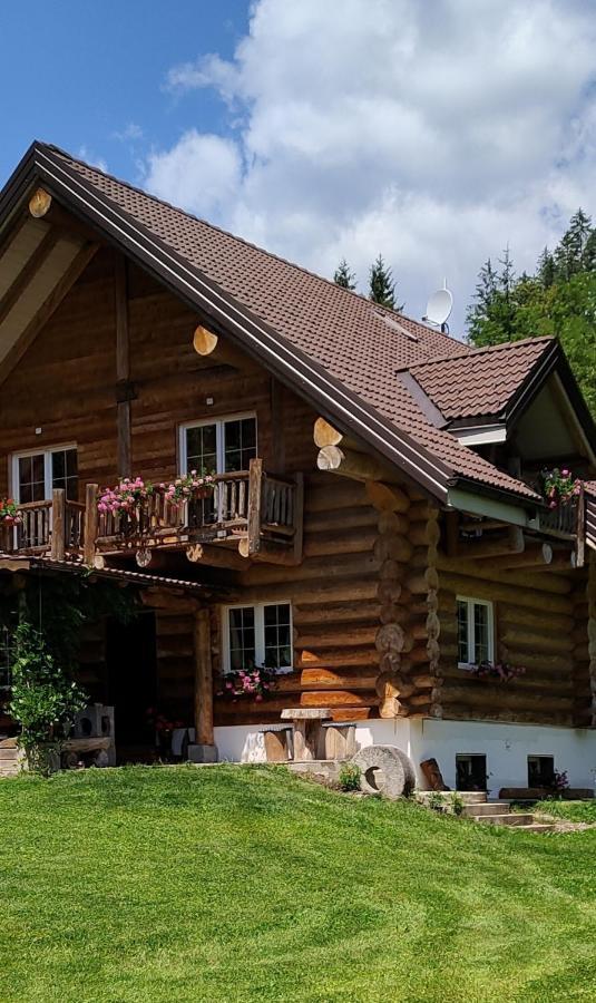 Bed and Breakfast Chalet Le Dorf Нёч Экстерьер фото